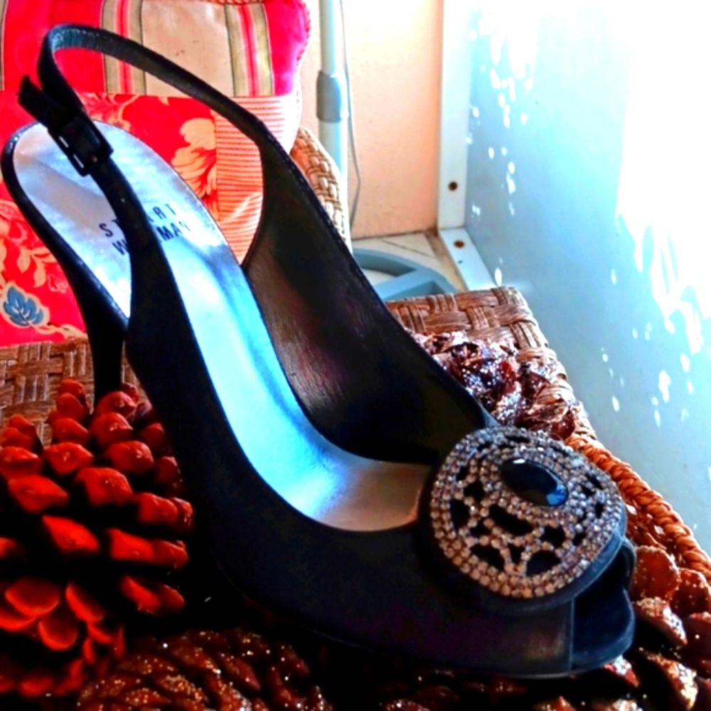 Stuart Weitzman stunning black evening, sling black 51/2.